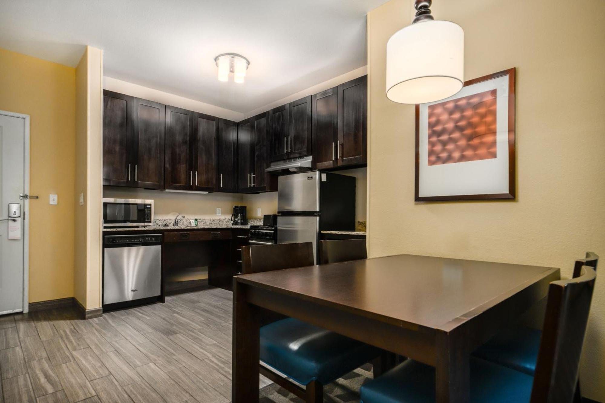 Towneplace Suites By Marriott Houston Galleria Area Екстериор снимка