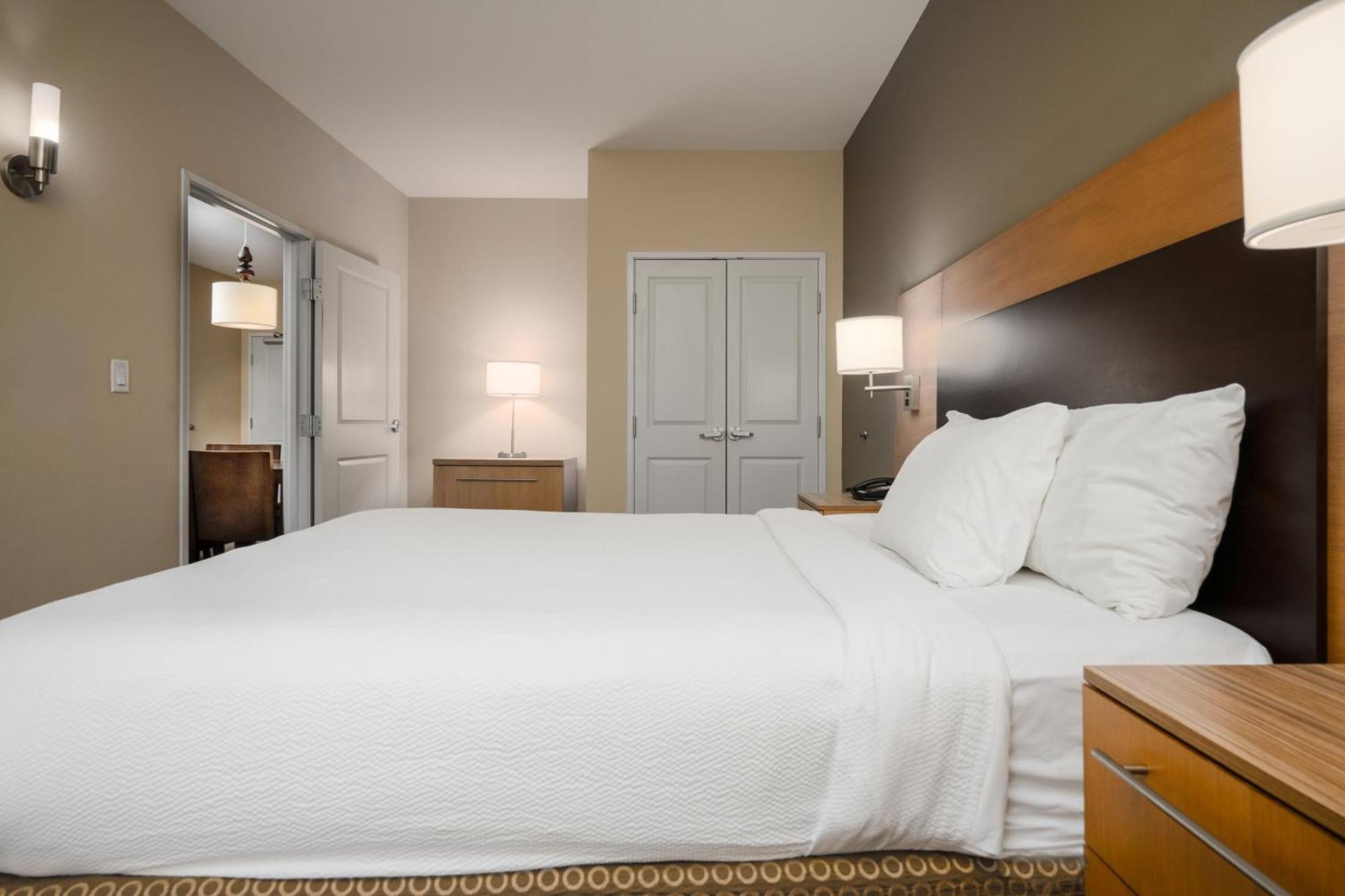 Towneplace Suites By Marriott Houston Galleria Area Екстериор снимка