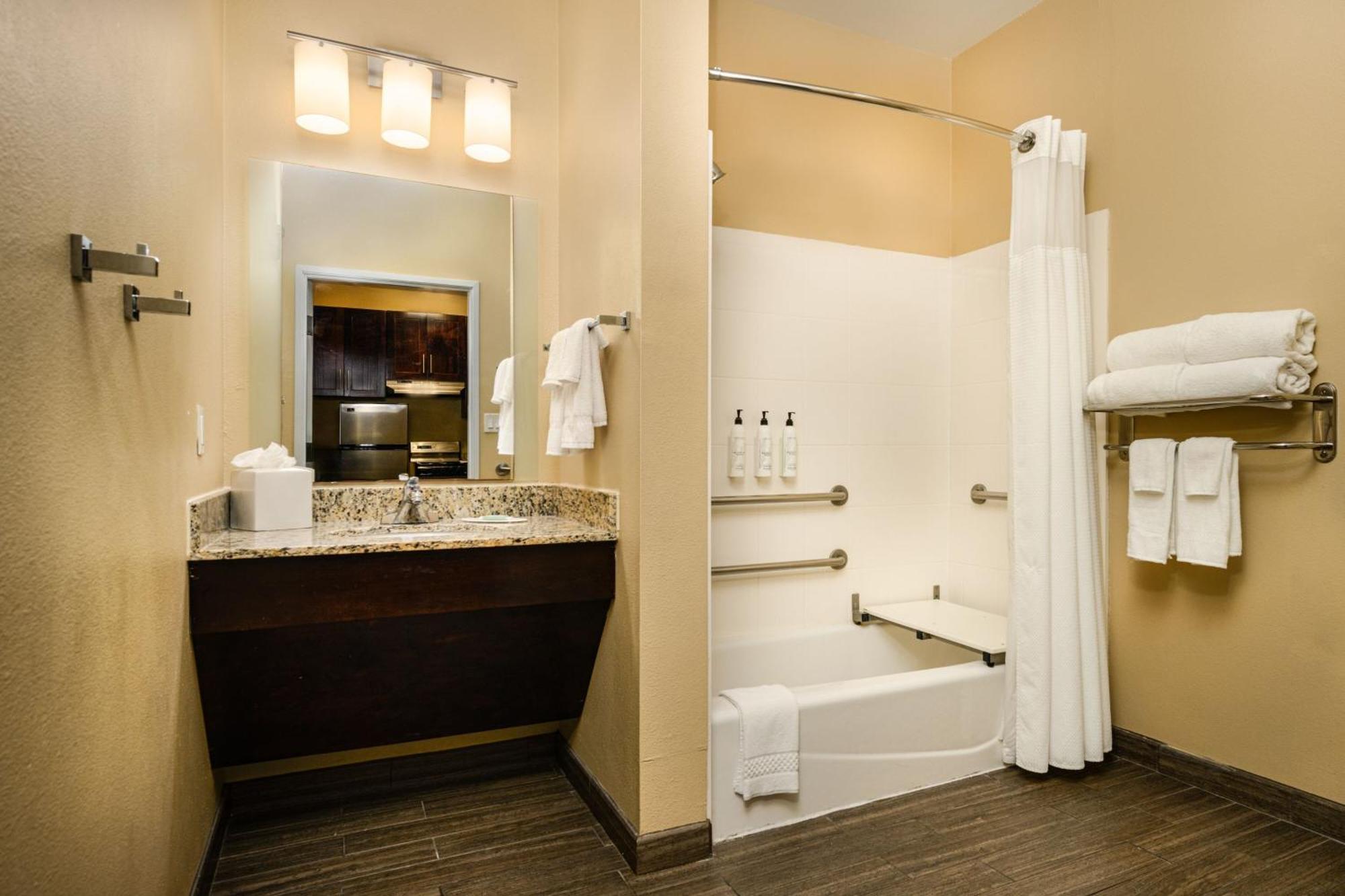 Towneplace Suites By Marriott Houston Galleria Area Екстериор снимка