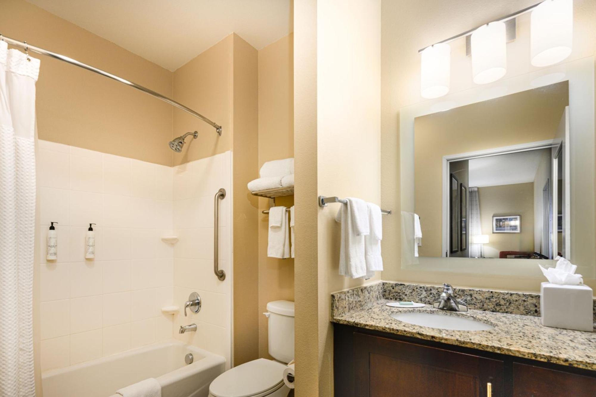 Towneplace Suites By Marriott Houston Galleria Area Екстериор снимка