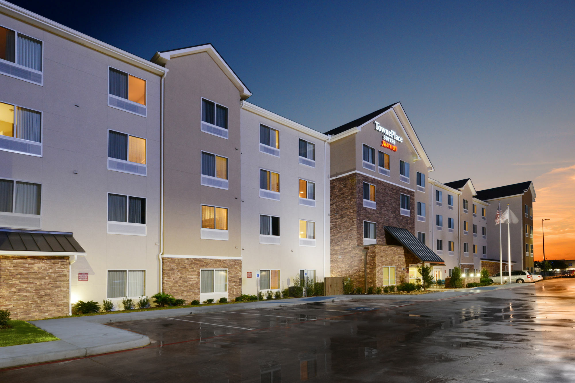 Towneplace Suites By Marriott Houston Galleria Area Екстериор снимка